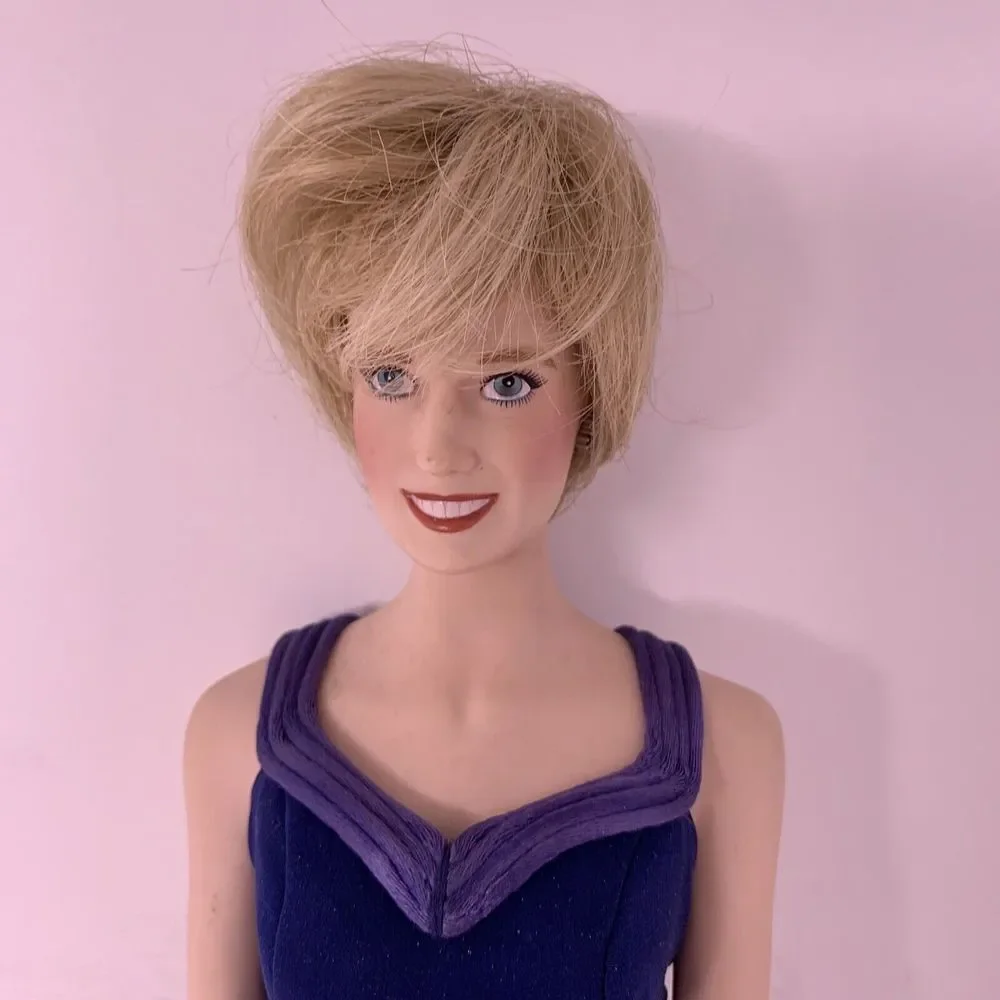 Franklin‎ Mint Diana Princess of Charm Porcelain Doll